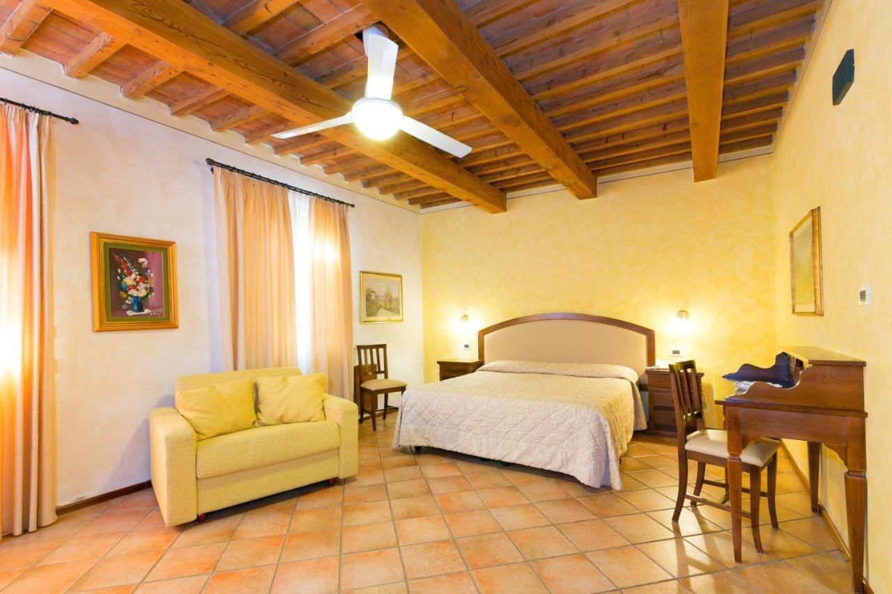 Agrihotel Elisabetta Collemezzano Exteriér fotografie