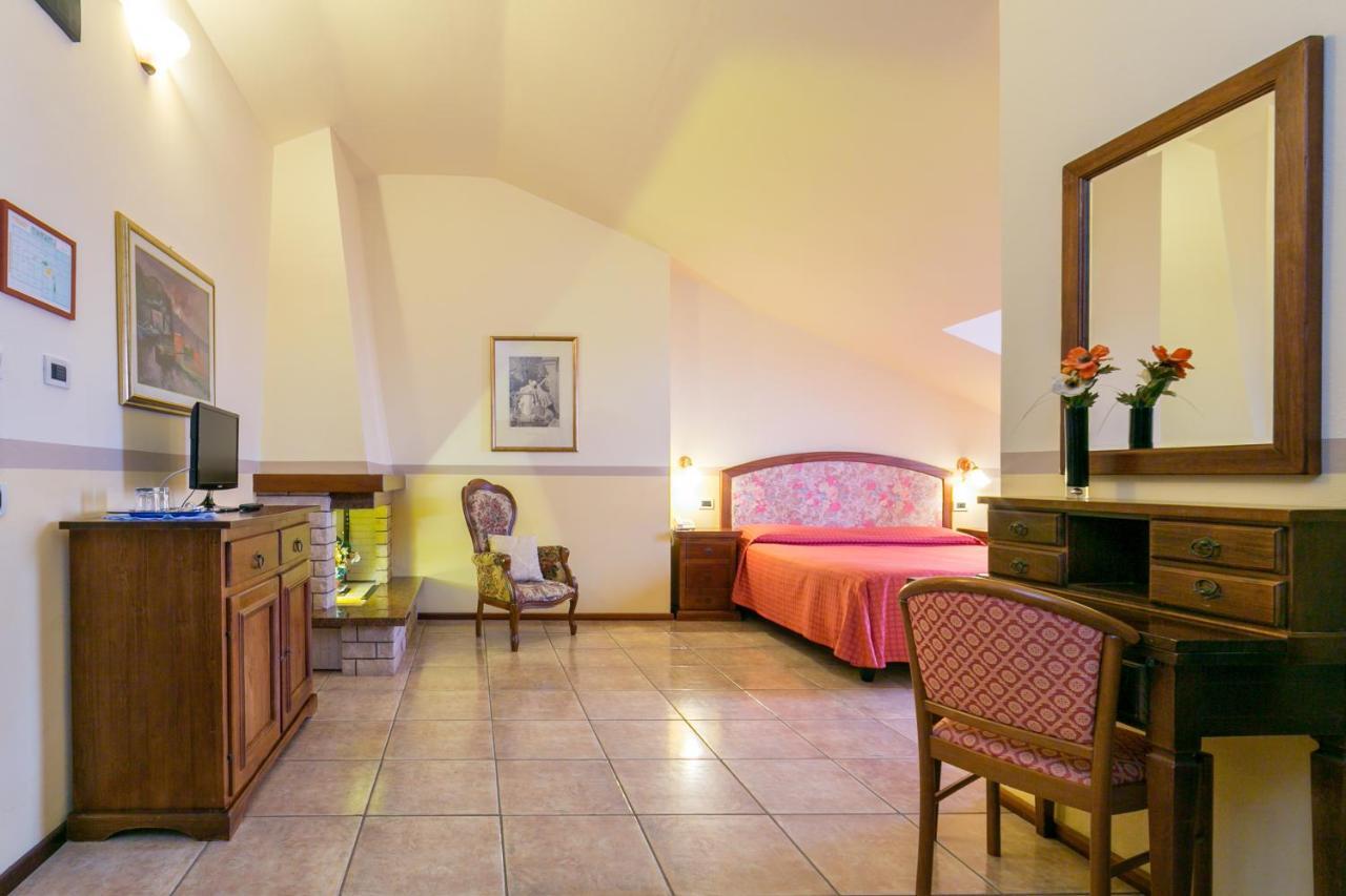 Agrihotel Elisabetta Collemezzano Exteriér fotografie